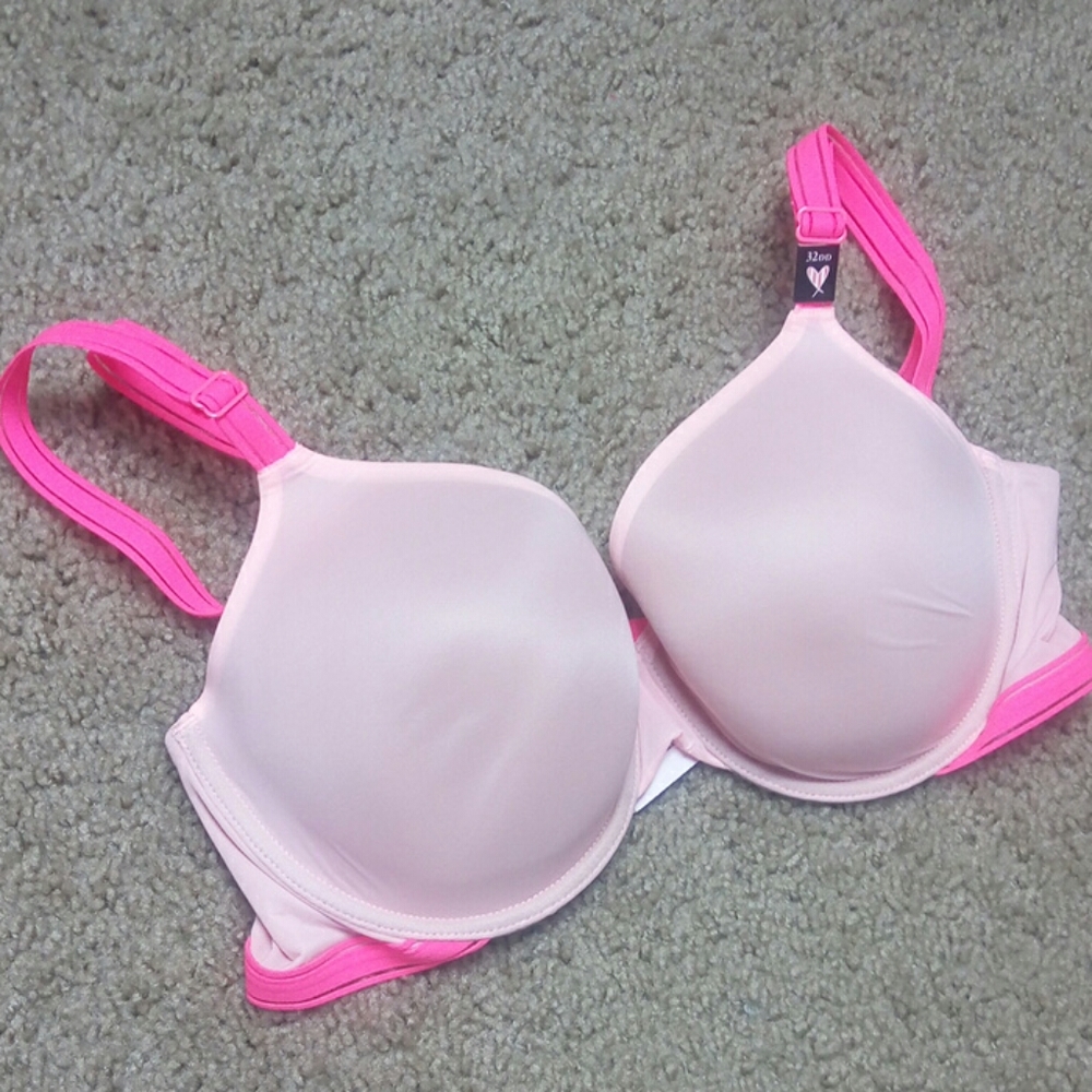 NWT Victoria's Secret Angelight Bra NEW!